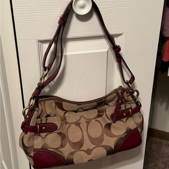 COACH COLETTE EAST/WEST SHOULDER BAG IN SIGNATURE FABRIC F23072 - Picture 12 of 12